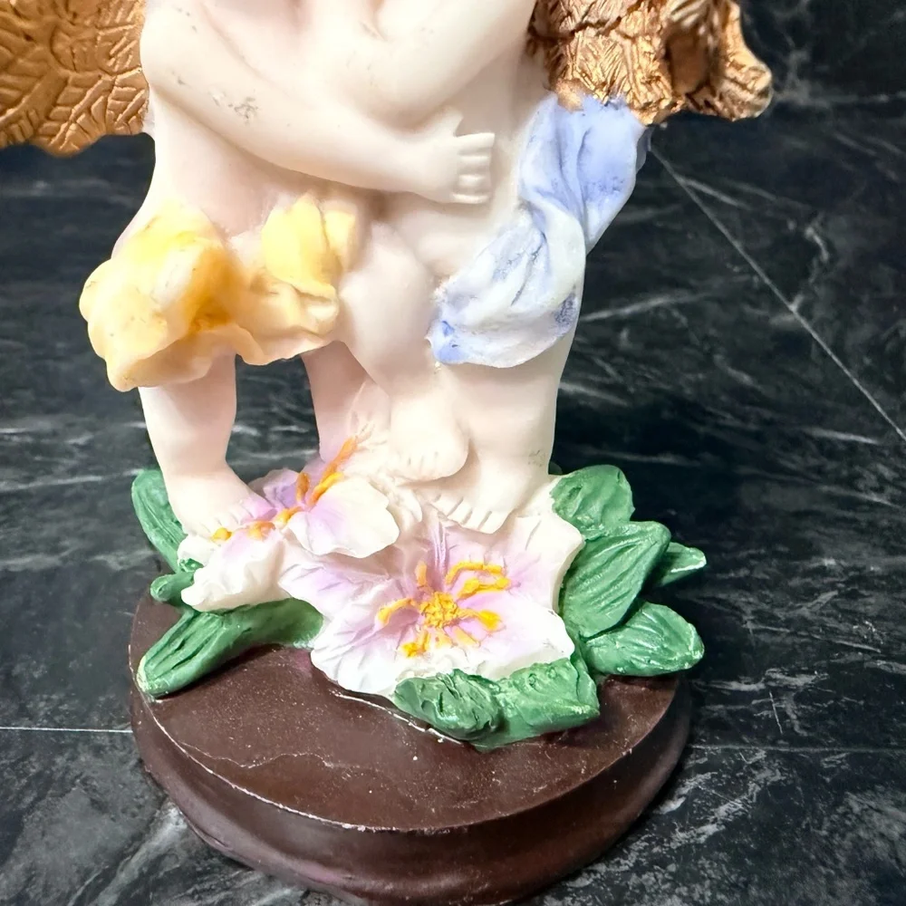N/A angel figurines